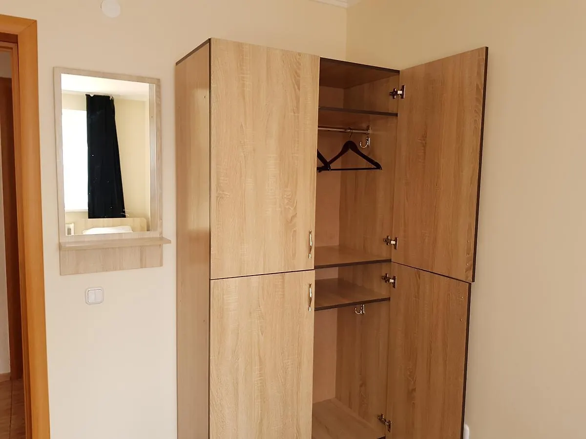 Hostel Nomad 4X4 Nur-Sultan  0*, Nur-Sultan (Astana)